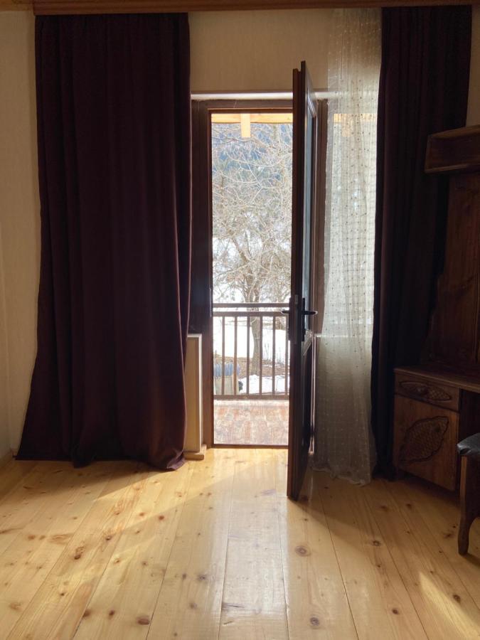 Eliso'S Guesthouse 梅斯蒂亚 外观 照片